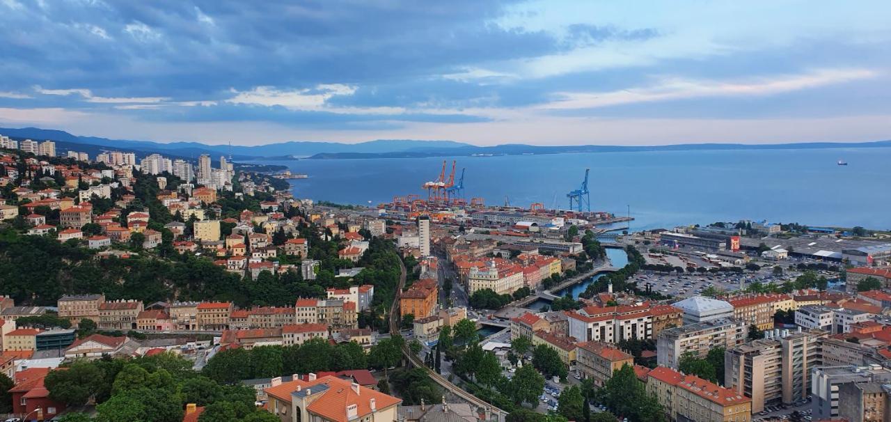 City Lights Penthouse Ριέκα Εξωτερικό φωτογραφία
