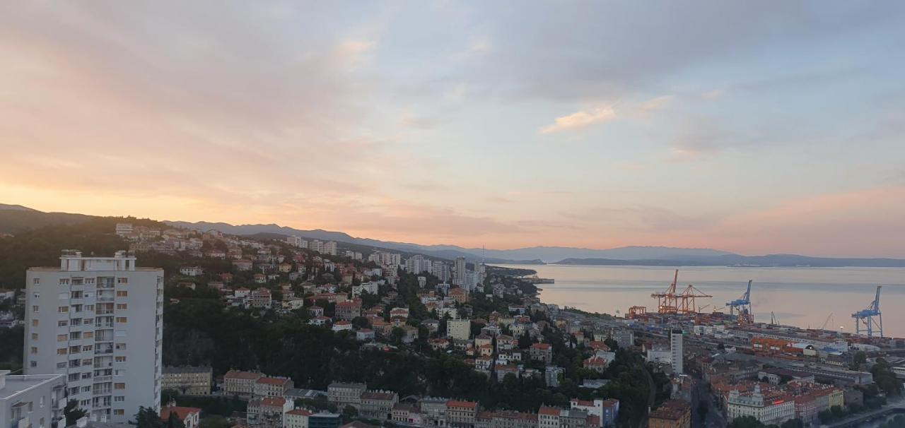 City Lights Penthouse Ριέκα Εξωτερικό φωτογραφία